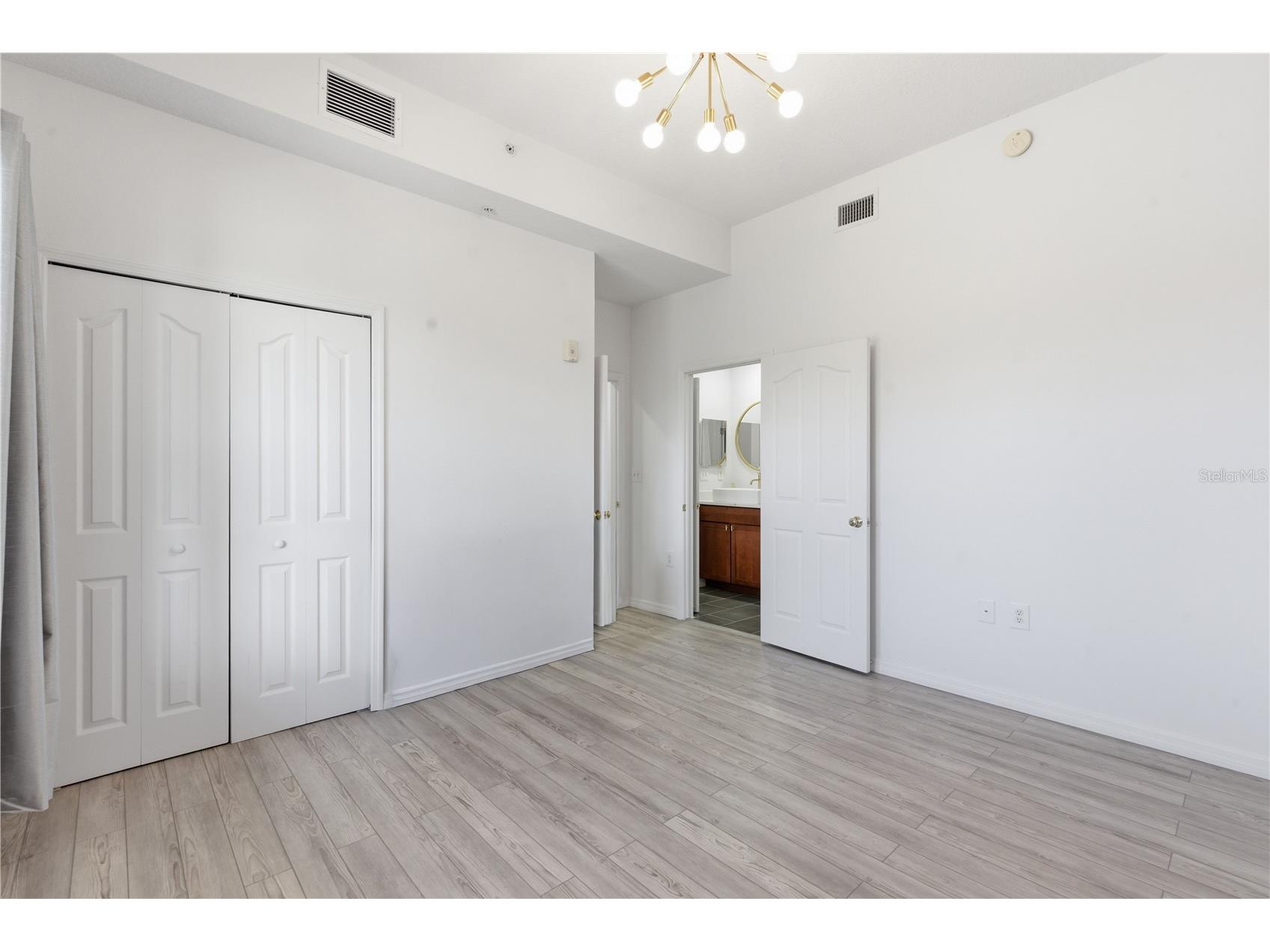 642 Wells Court #402 Clearwater FL 33756 TB8482877 image27