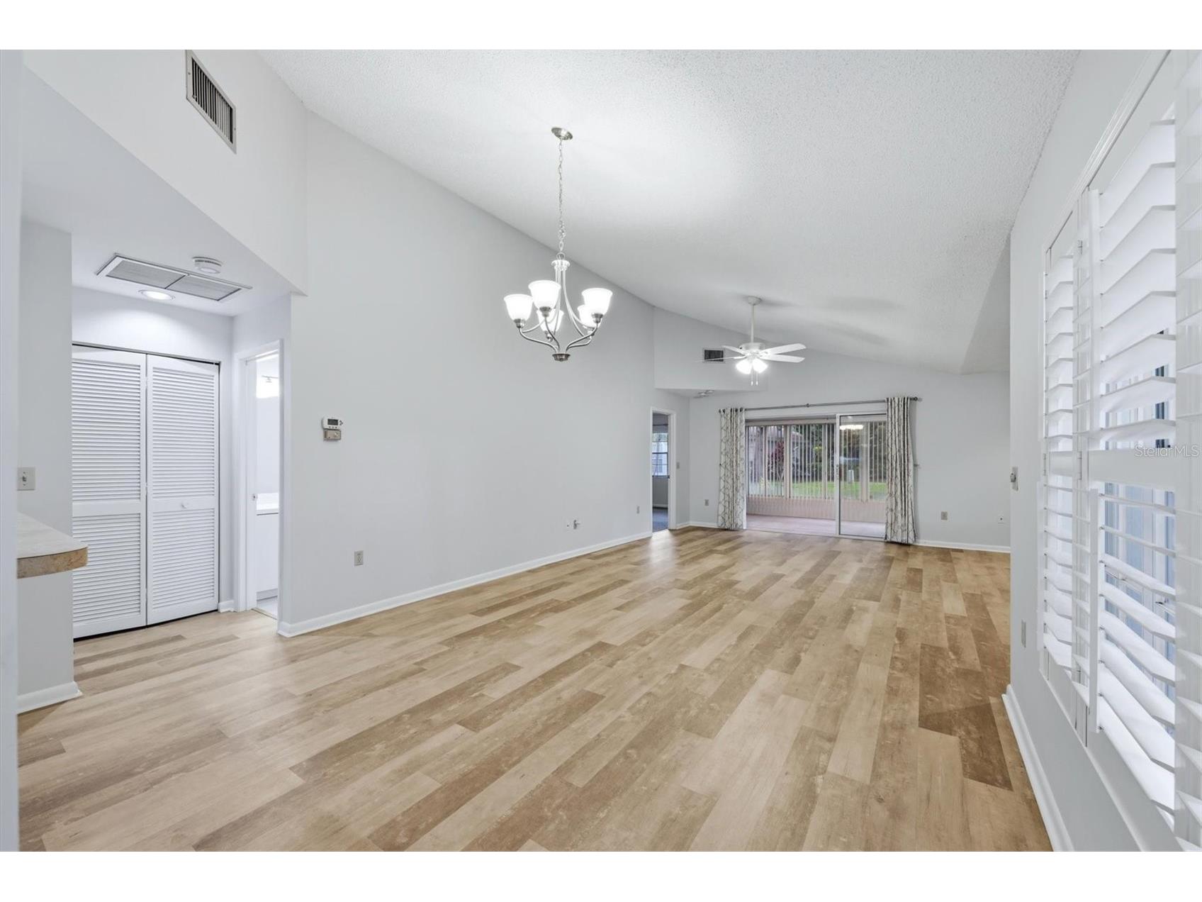 6420 Carrington Circle #35 Sarasota FL 34238 A4694080 image10