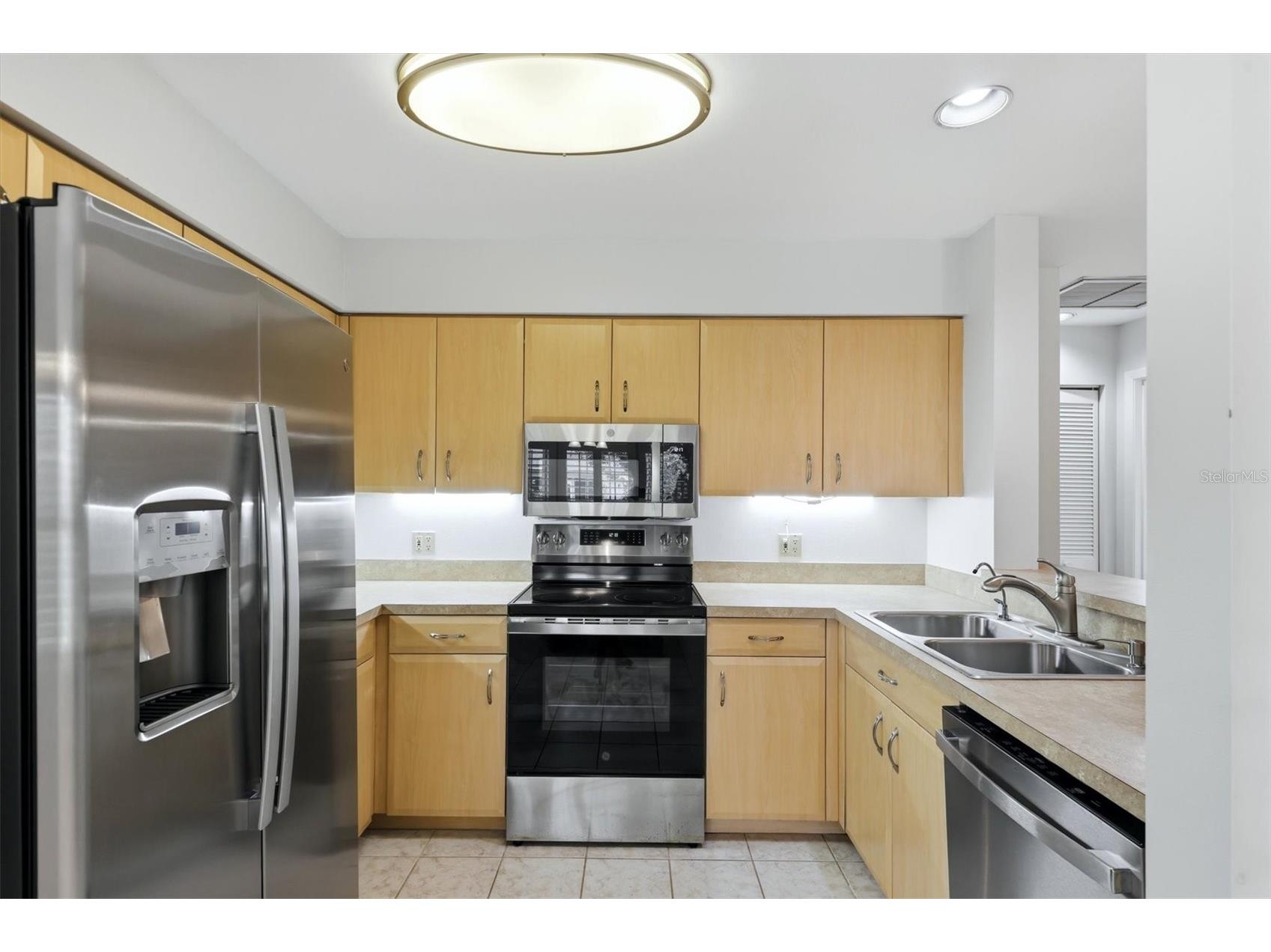 6420 Carrington Circle #35 Sarasota FL 34238 A4694080 image12
