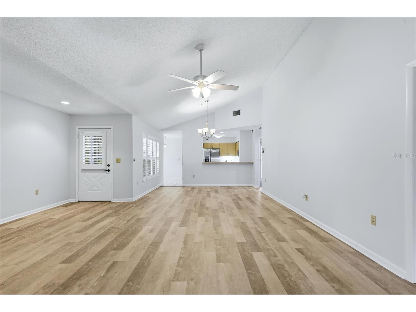6420 Carrington Circle #35 Sarasota FL 34238 A4694080 image6