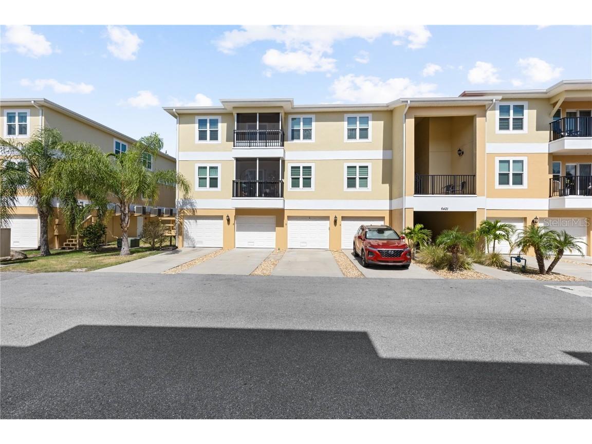 6421 Banyan Boulevard #301 New Port Richey FL 34652 U8246271 image1