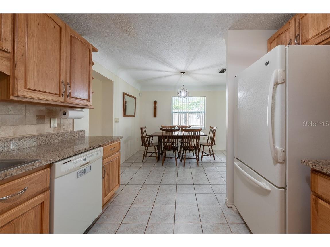 6421 Stockbridge Avenue Belle Isle FL 32809 - CONWAY CHAIN OF LAKES O6351479 image16