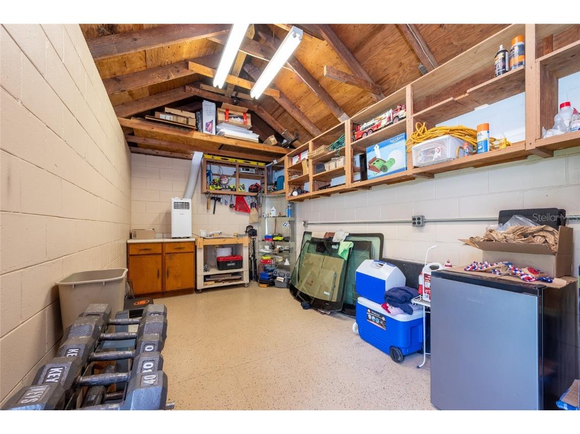 6421 Stockbridge Avenue Belle Isle FL 32809 - CONWAY CHAIN OF LAKES O6351479 image35