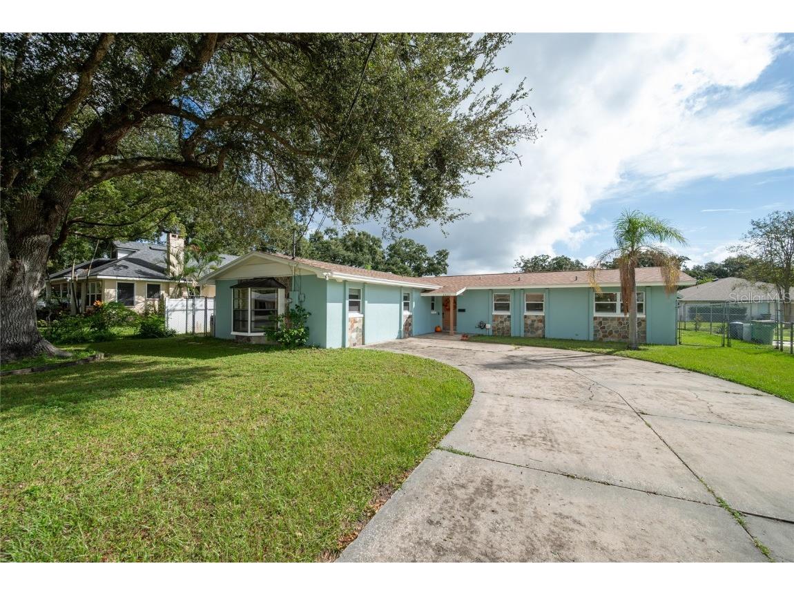 6421 Stockbridge Avenue Belle Isle FL 32809 - CONWAY CHAIN OF LAKES O6351479 image4