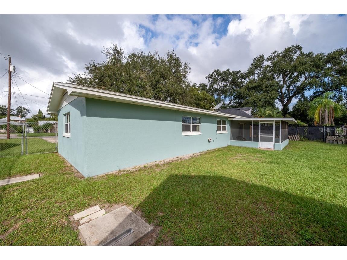 6421 Stockbridge Avenue Belle Isle FL 32809 - CONWAY CHAIN OF LAKES O6351479 image40