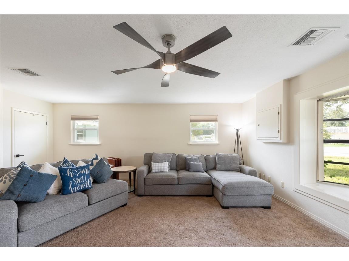 6421 Stockbridge Avenue Belle Isle FL 32809 - CONWAY CHAIN OF LAKES O6351479 image8