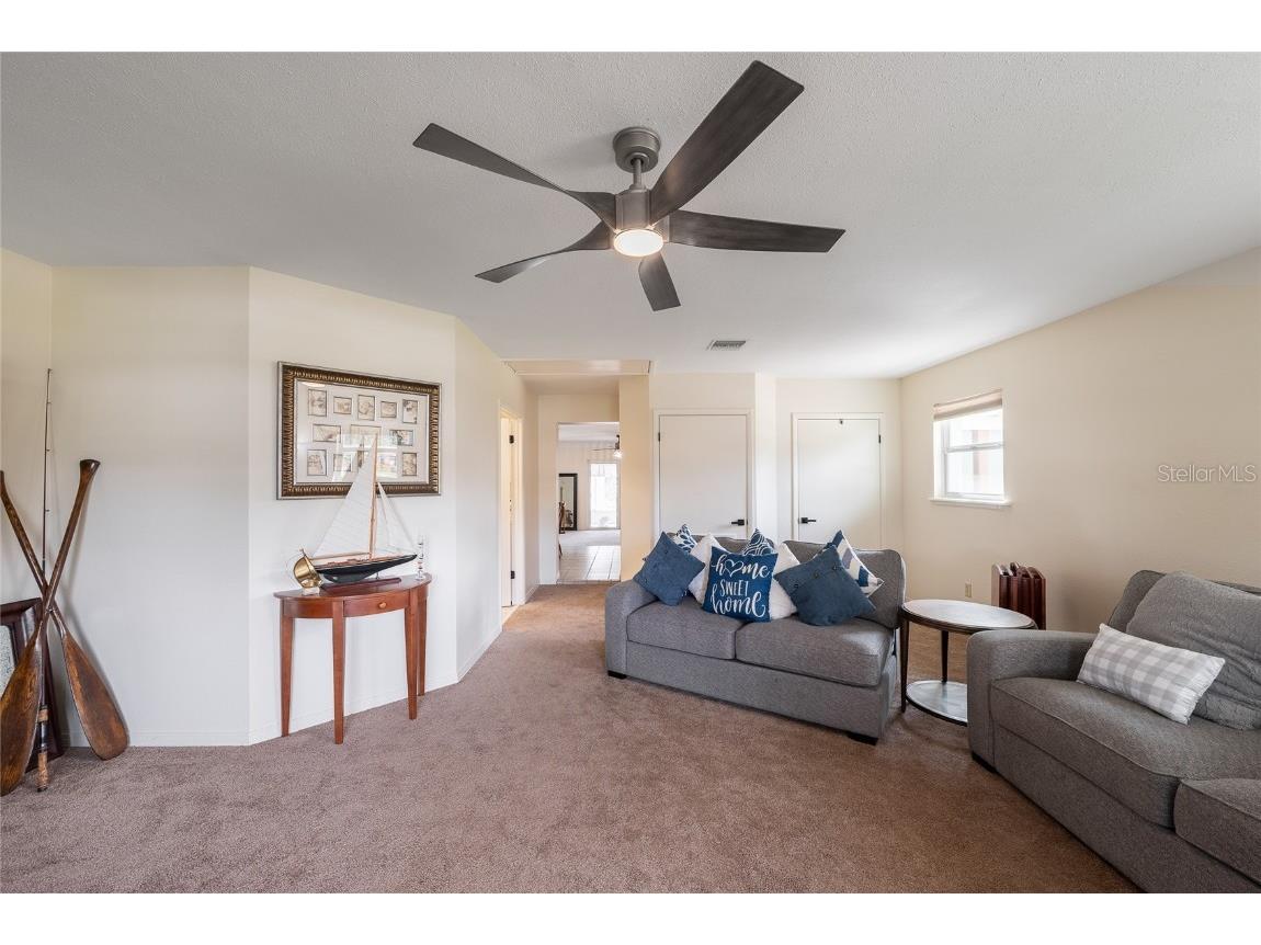 6421 Stockbridge Avenue Belle Isle FL 32809 - CONWAY CHAIN OF LAKES O6351479 image9