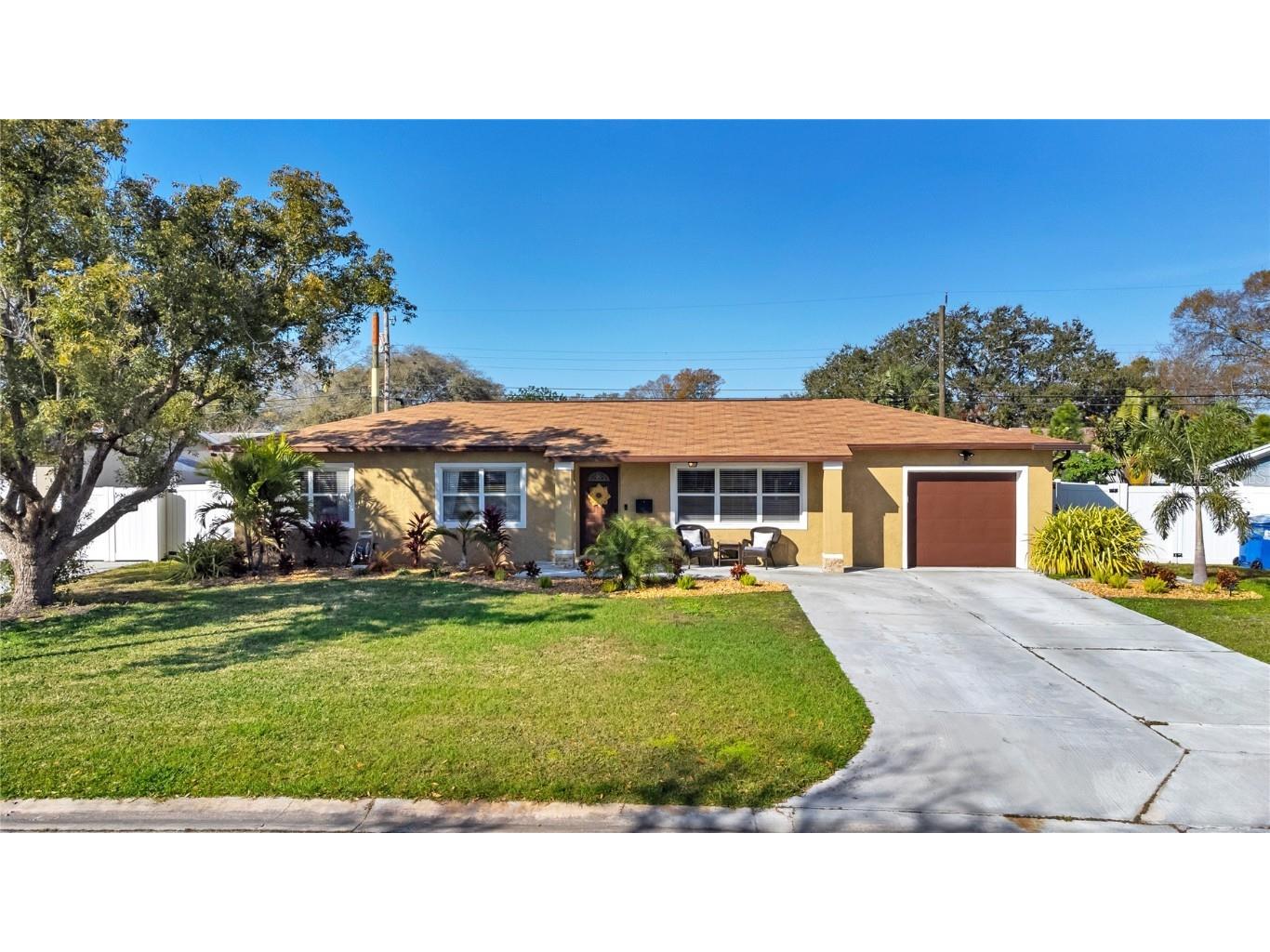 6422 15th Street N Saint Petersburg FL 33702 U8230545 image1