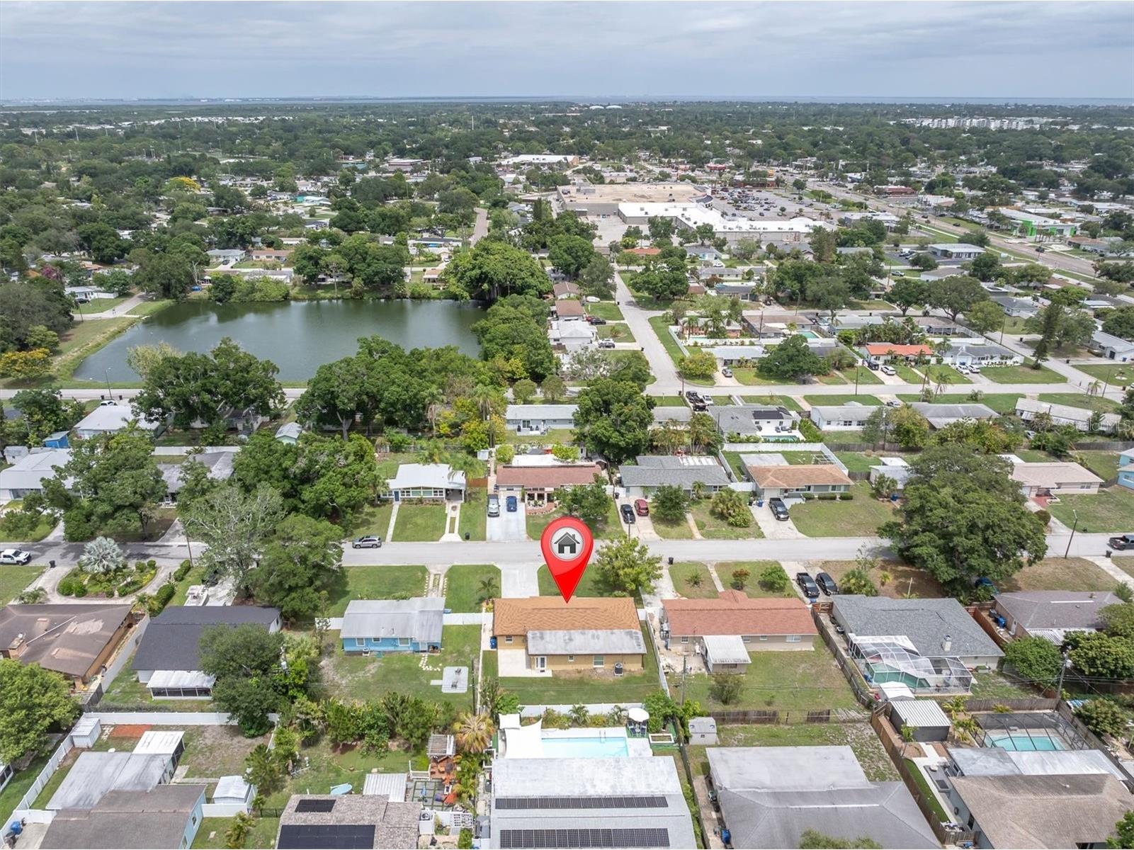 6422 15th Street N Saint Petersburg FL 33702 TB8515366 image22