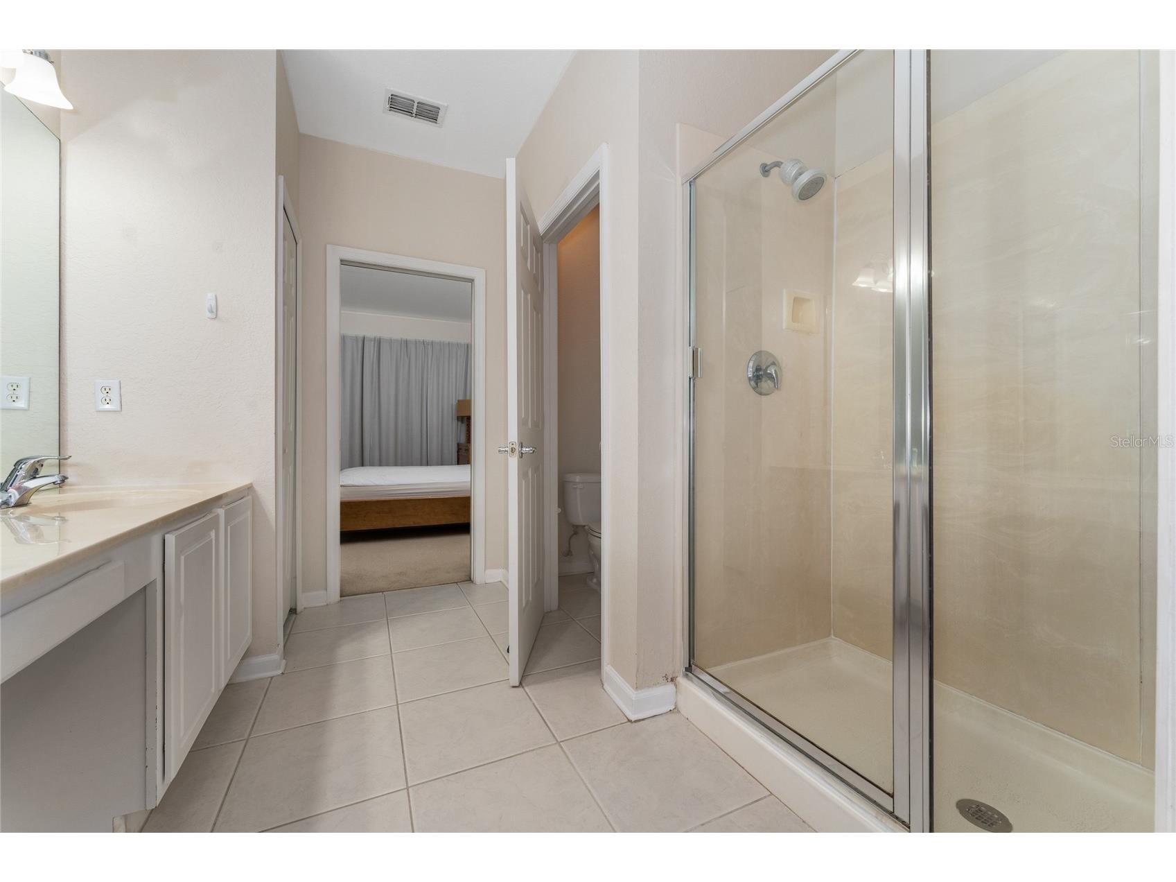 6422 Agastia Court #101 Orlando FL 32835 O6410257 image22
