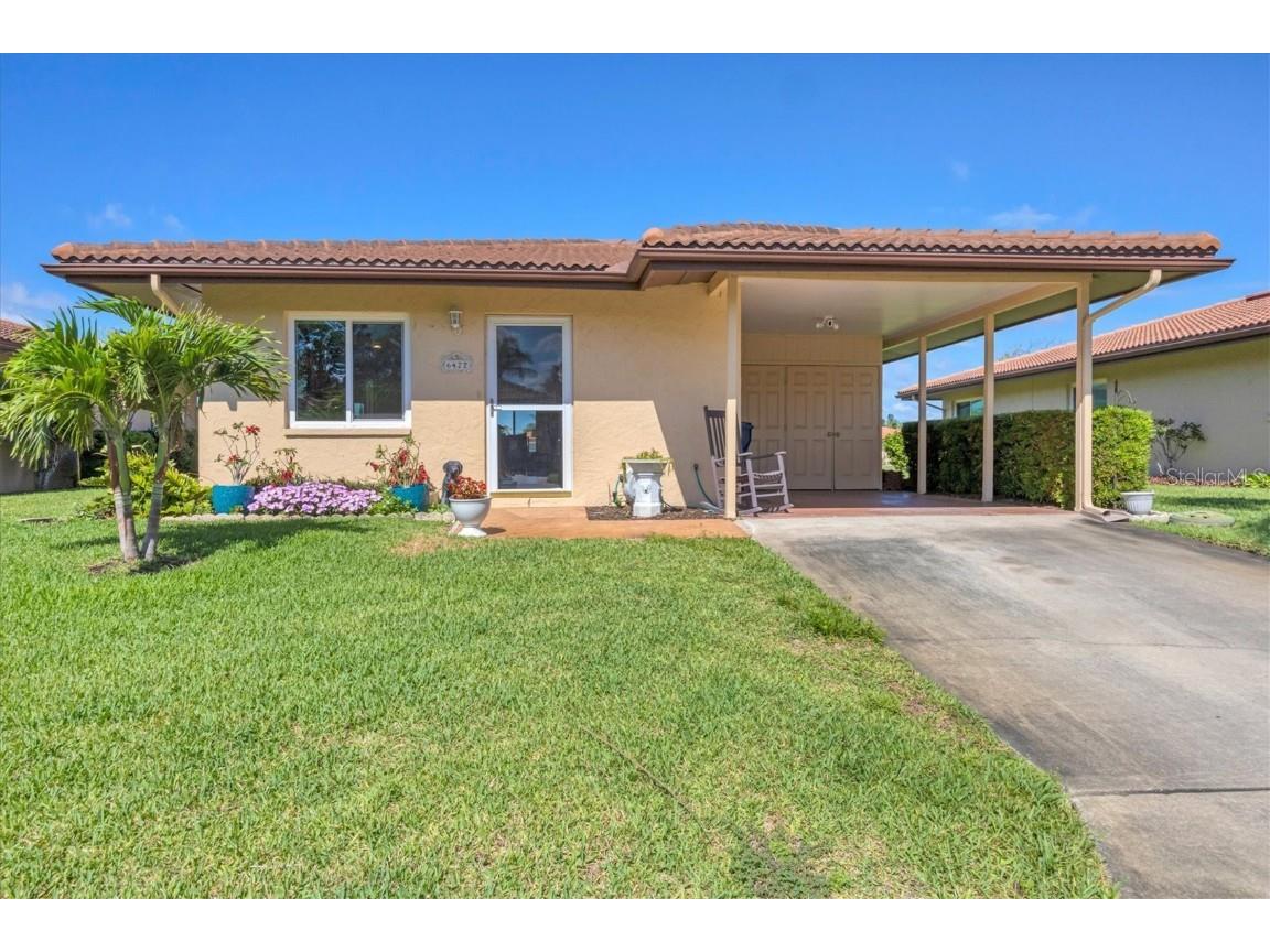 6422 Auburn Avenue Bradenton FL 34207 A4652506 image1
