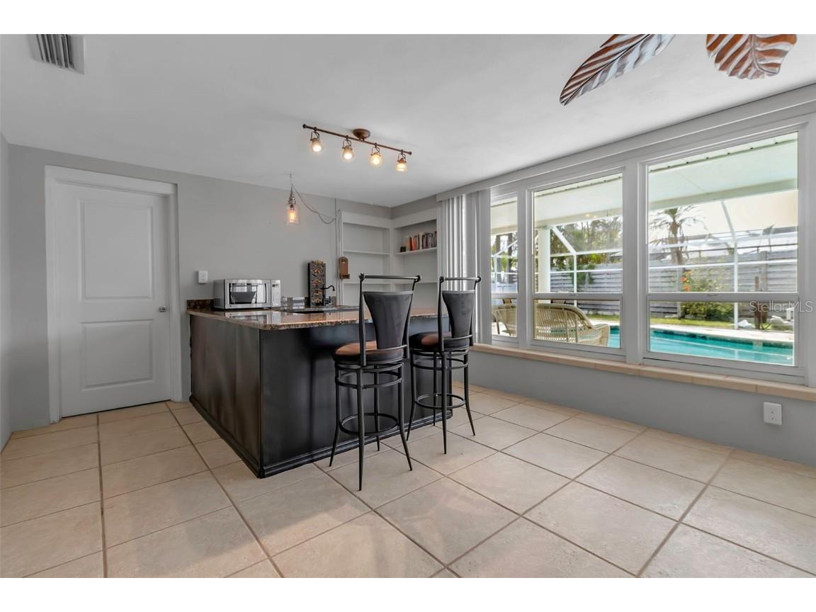 6422 Beechwood Avenue Sarasota FL 34231 A4649880 image16