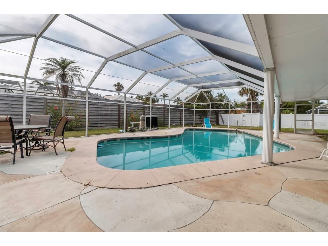 6422 Beechwood Avenue Sarasota FL 34231 A4649880 image26