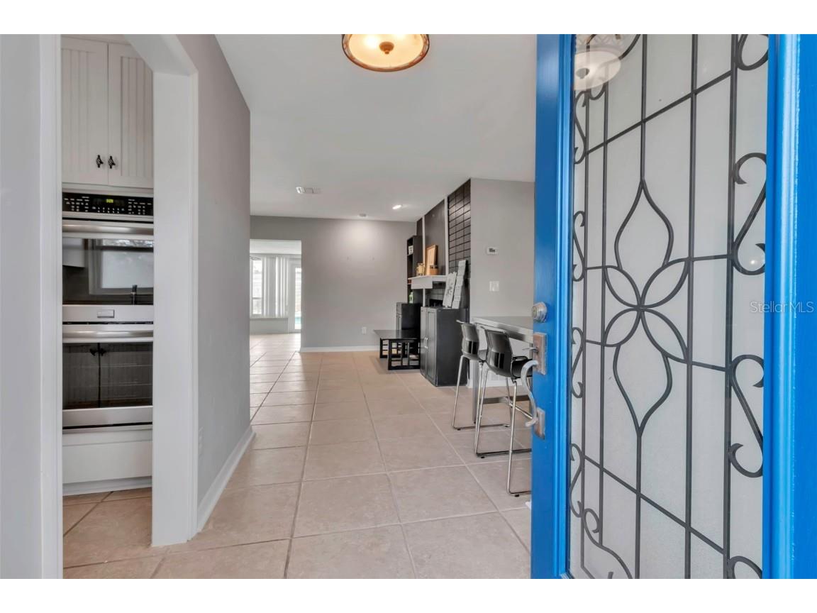 6422 Beechwood Avenue Sarasota FL 34231 A4649880 image3