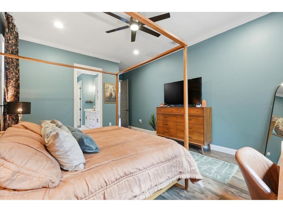 6422 Forestwood Drive W Lakeland FL 33811 P4938333 image24