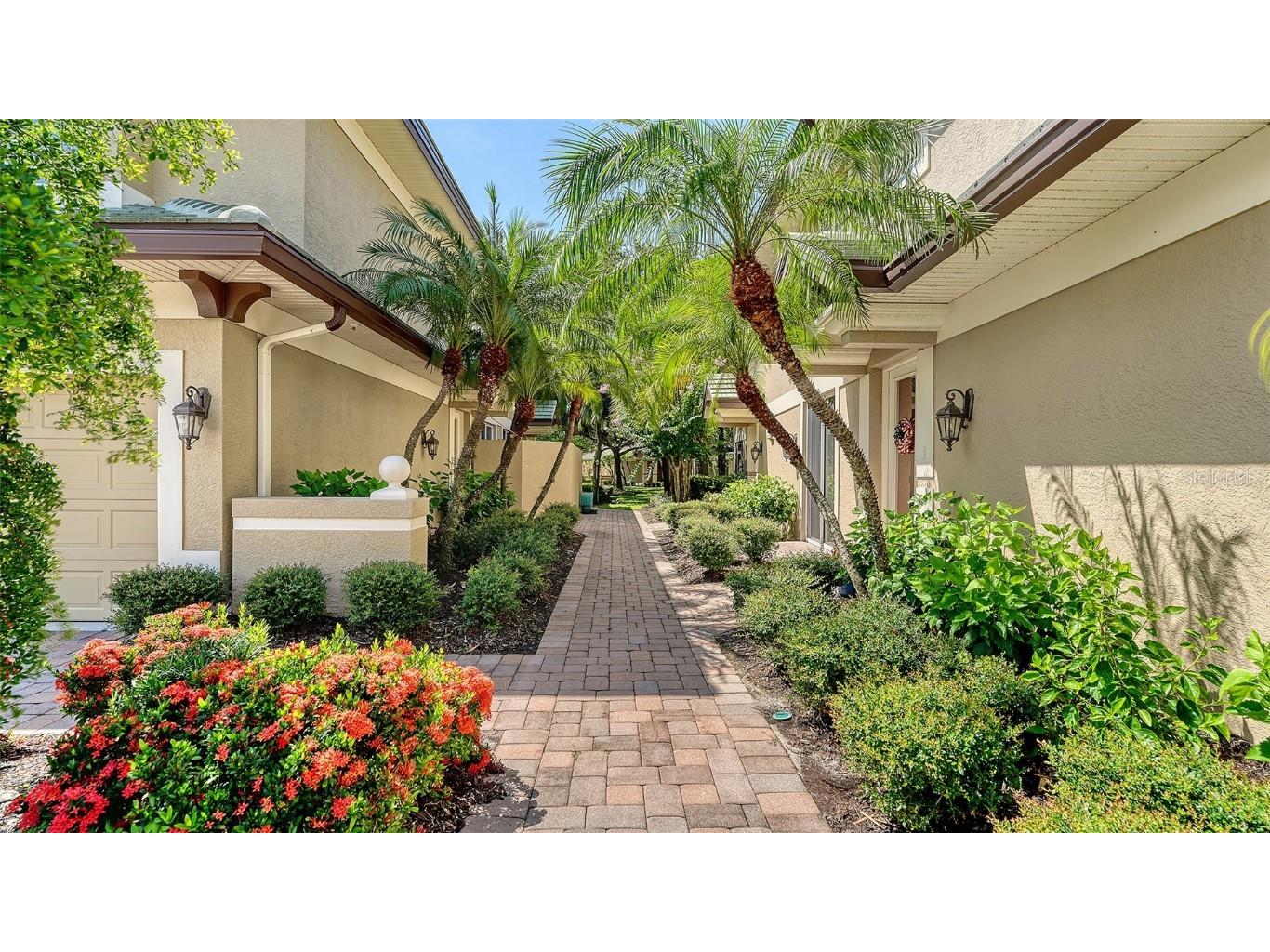 6422 Moorings Point Circle #101 Lakewood Ranch FL 34202 - LAKE UIHLEIN A4657638 image2