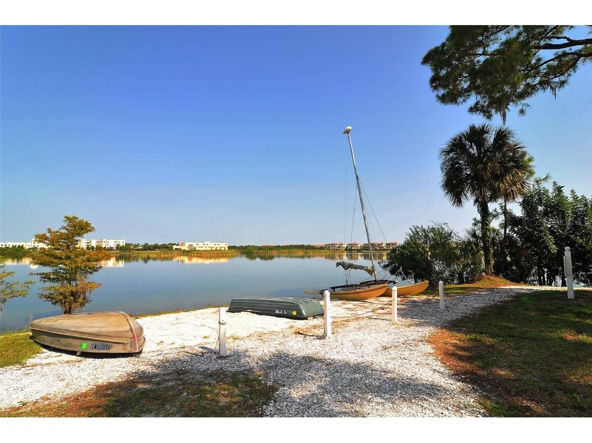 6422 Moorings Point Circle #101 Lakewood Ranch FL 34202 - LAKE UIHLEIN A4657638 image52