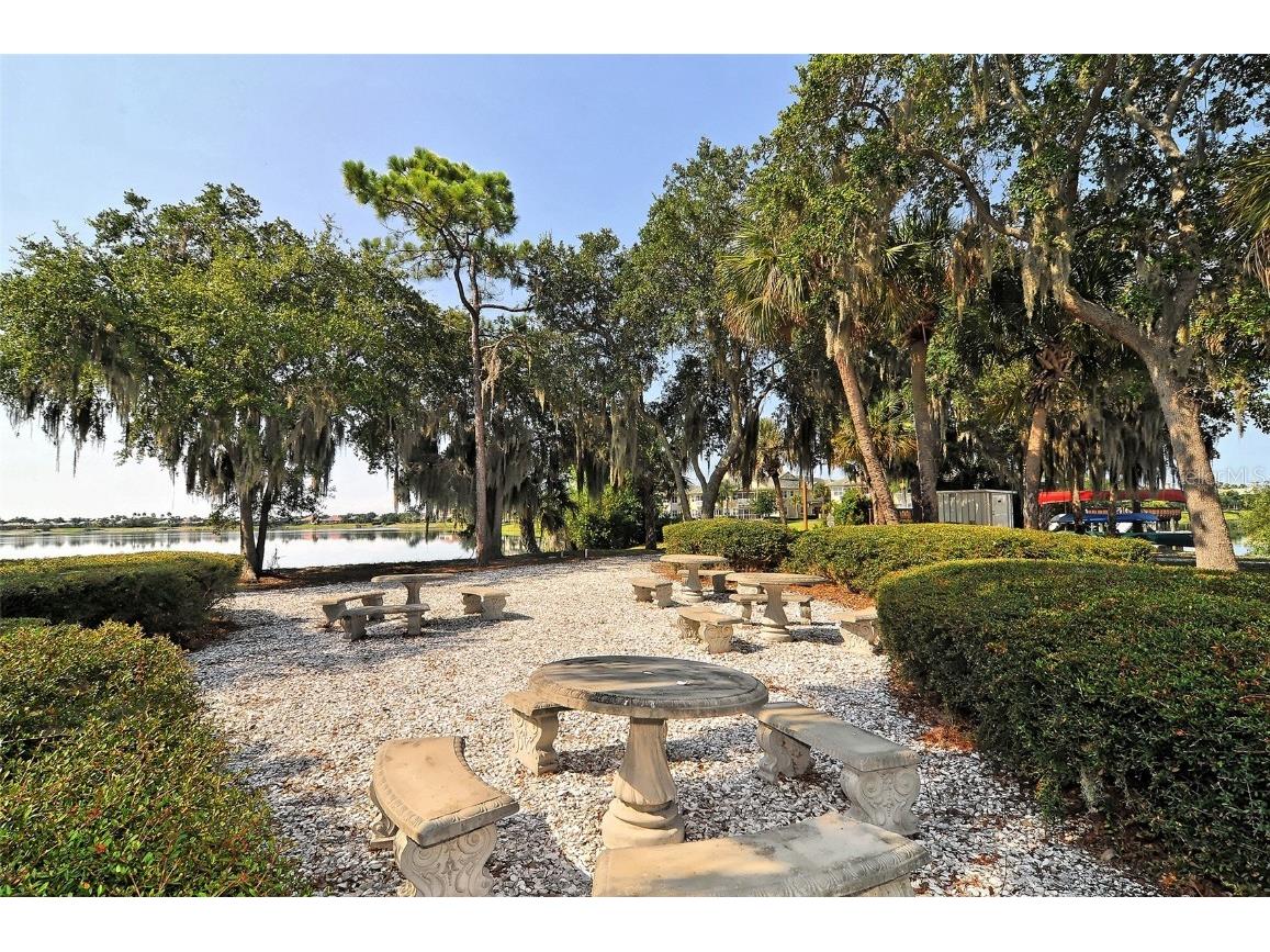 6422 Moorings Point Circle #101 Lakewood Ranch FL 34202 - LAKE UIHLEIN A4657638 image53