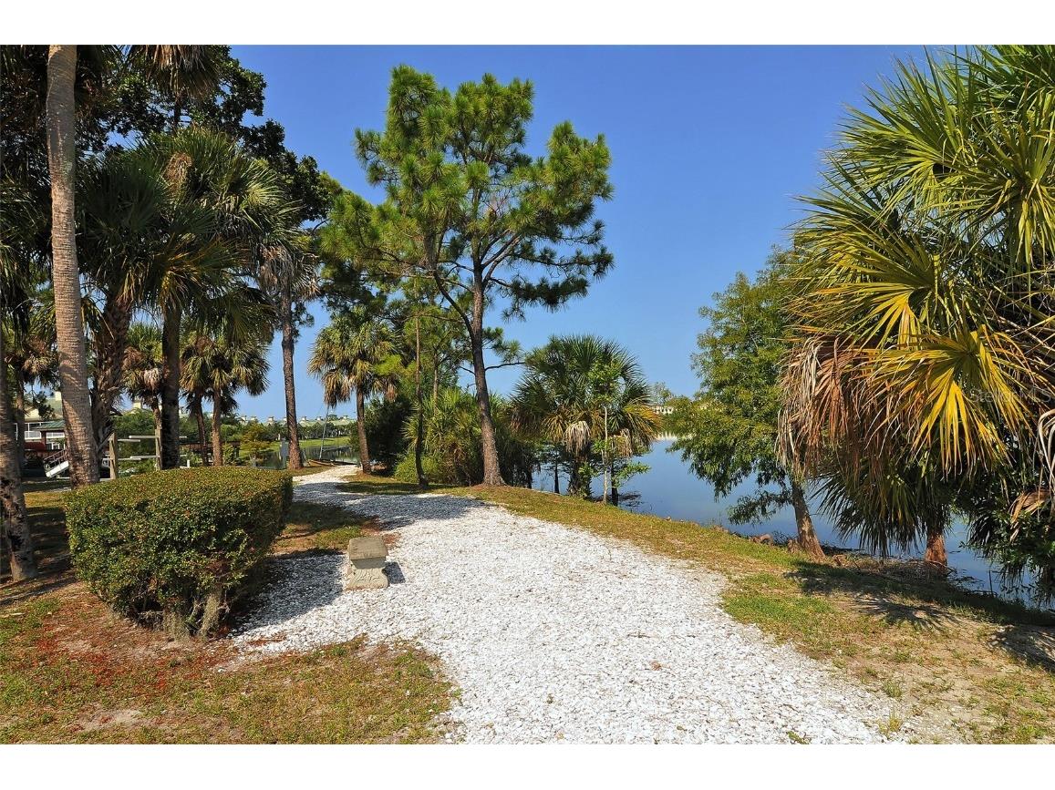 6422 Moorings Point Circle #101 Lakewood Ranch FL 34202 - LAKE UIHLEIN A4657638 image54