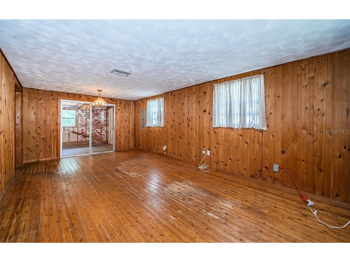 6423 Bass Road Weeki Wachee FL 34607 TB8379385 image10