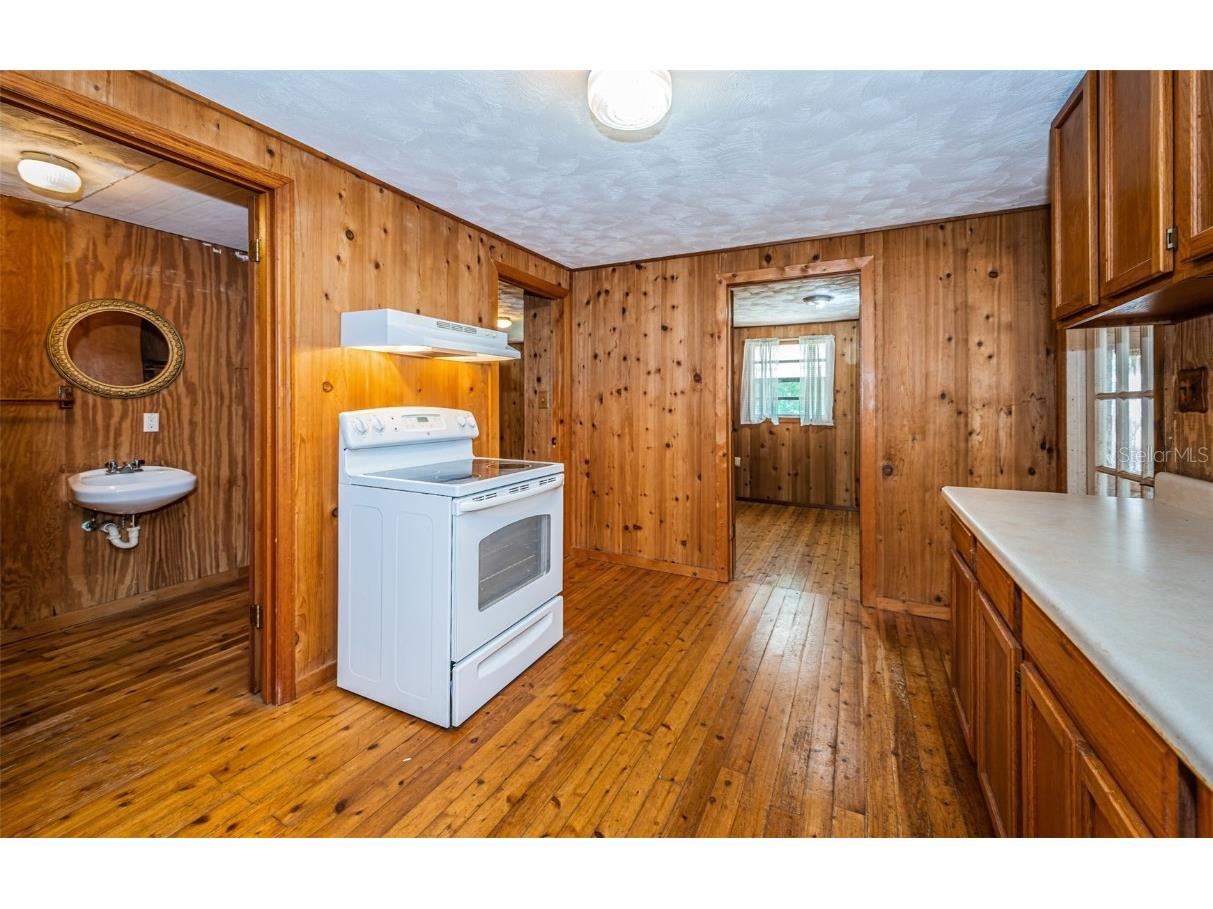 6423 Bass Road Weeki Wachee FL 34607 TB8379385 image17