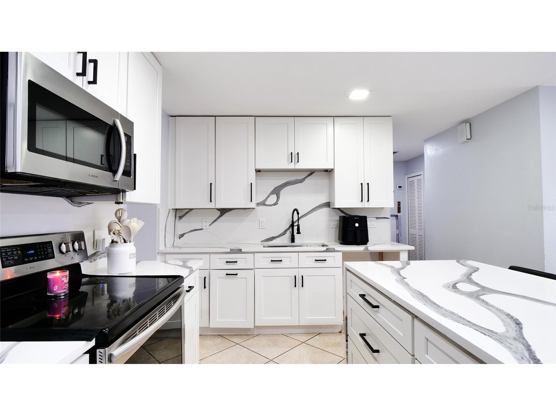 6424 Yorkshire Rd Tampa FL 33634 TB8516200 image13