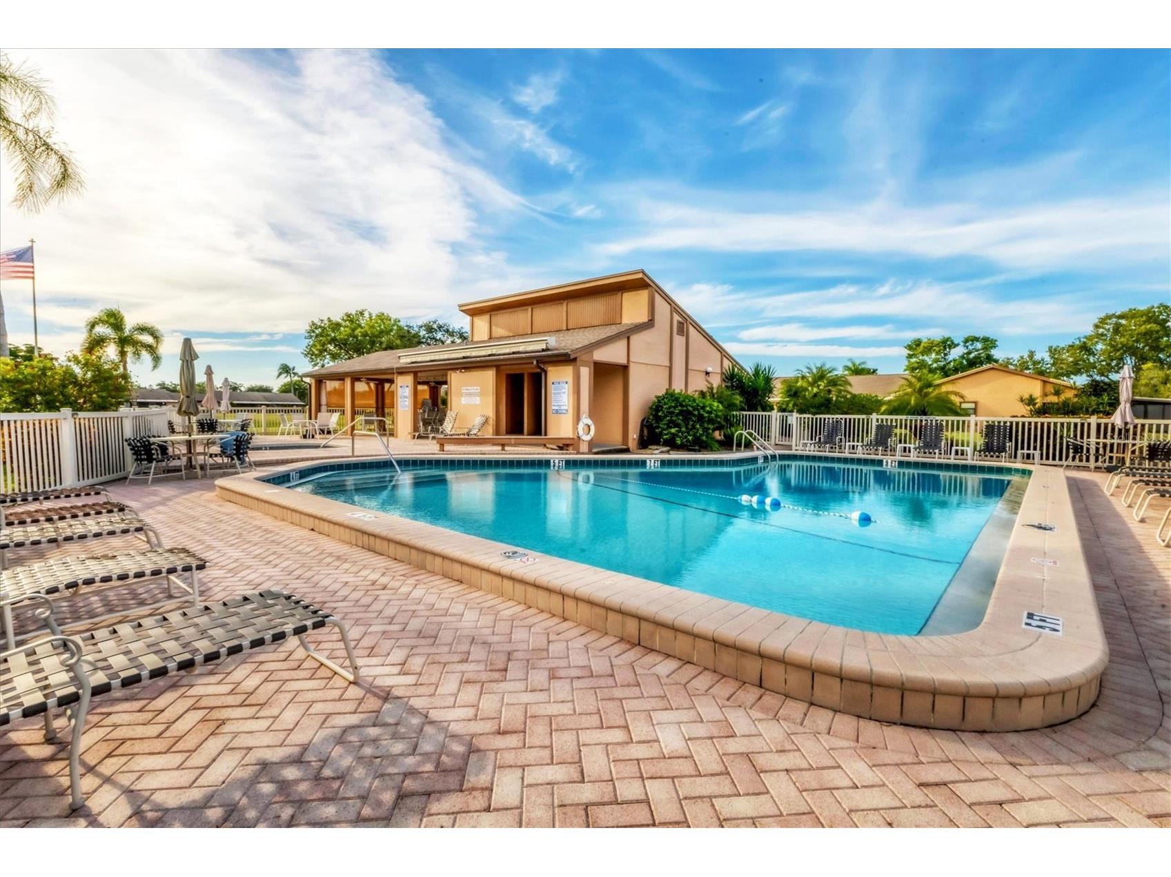 6425 Heritage Lane Bradenton FL 34209 A4665349 image7