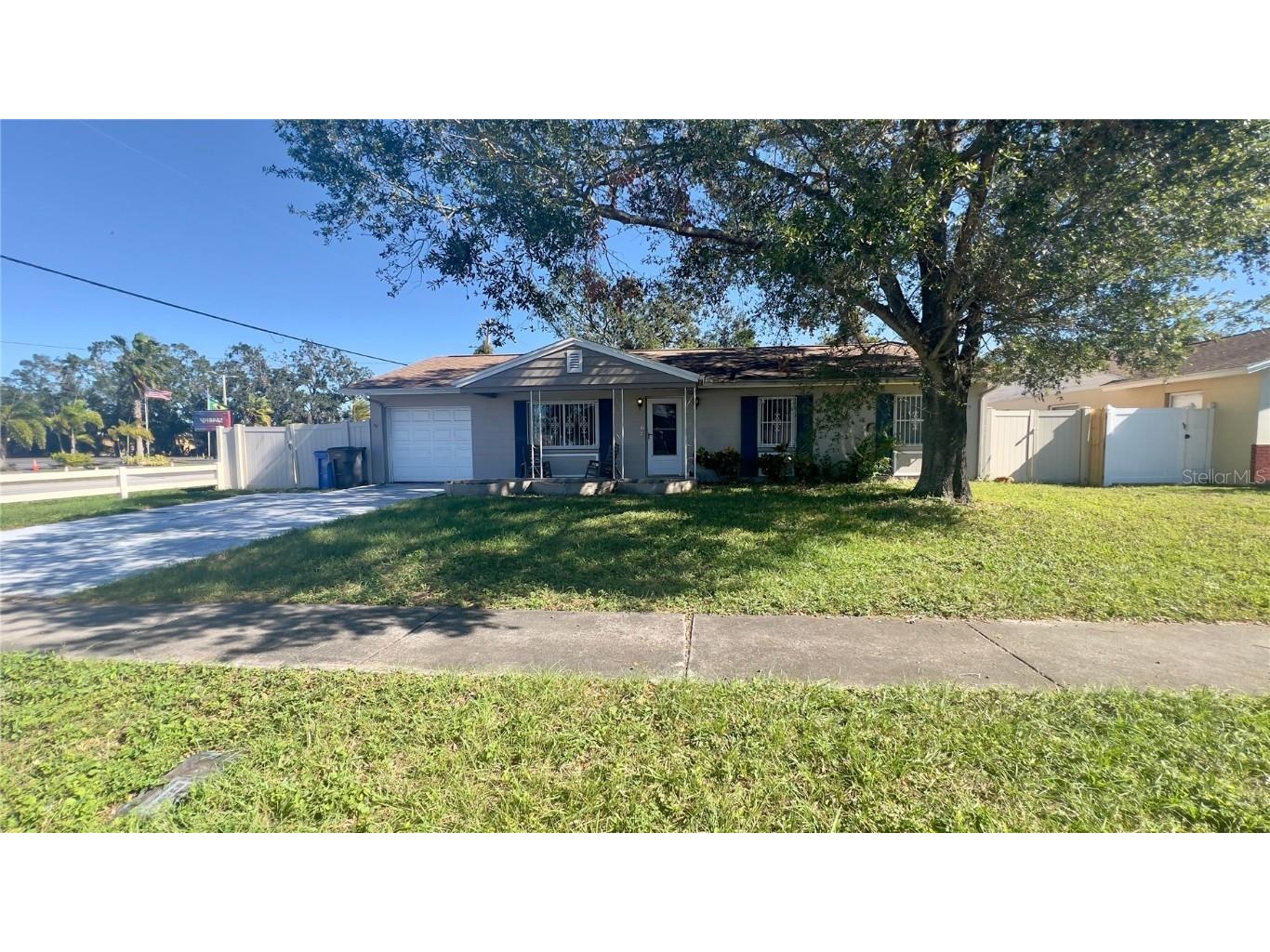 6425 Rosewood Drive Tampa FL 33615 TB8330505 image1