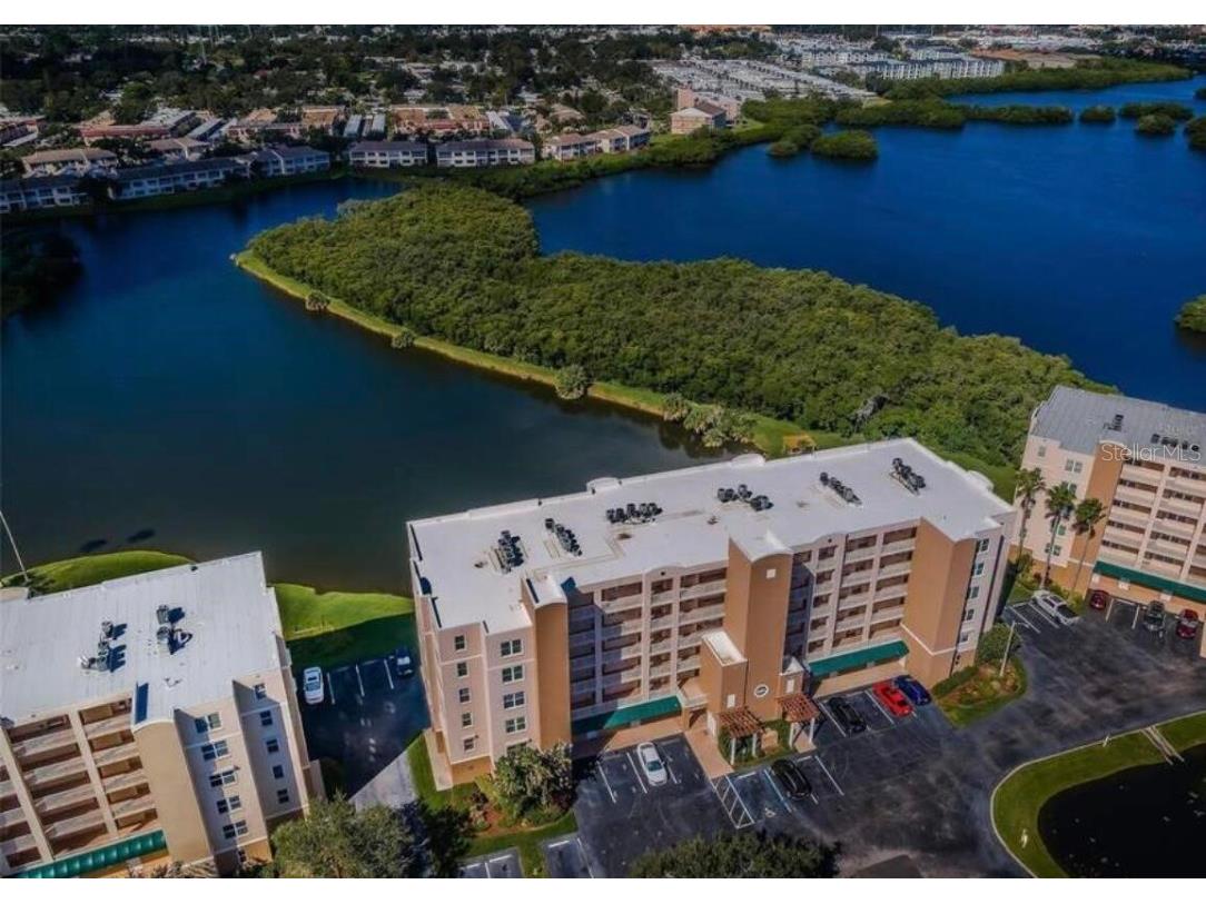 6425 Shoreline Drive #10503 Saint Petersburg FL 33708 O6351595 image1