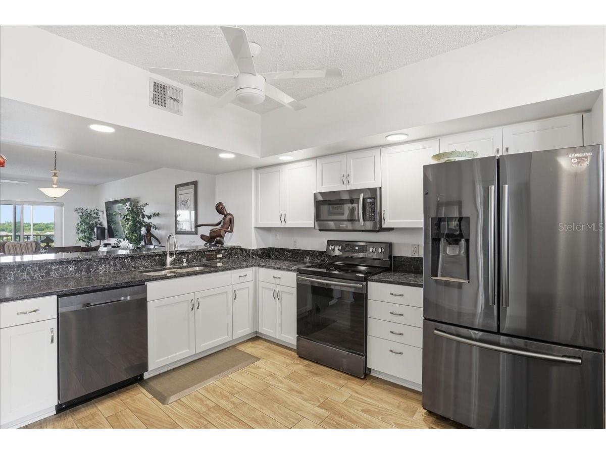 6425 Shoreline Drive #10503 Saint Petersburg FL 33708 TB8492968 image4