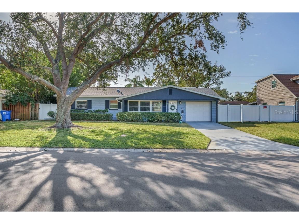 6426 29th Avenue N Saint Petersburg FL 33710 TB8331596 image1