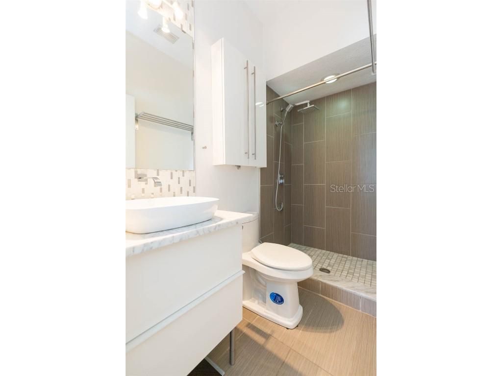 6426 31st Street S Saint Petersburg FL 33712 TB8366048 image25