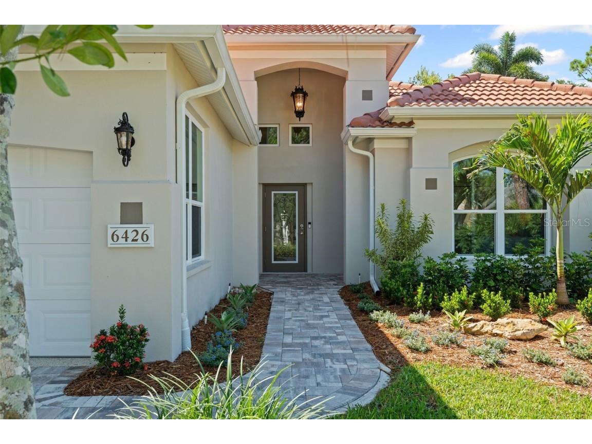 6426 Addington Place University Park FL 34201 A4659323 image2