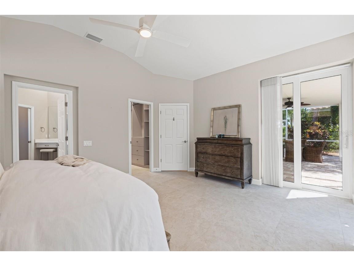 6426 Addington Place University Park FL 34201 A4659323 image25