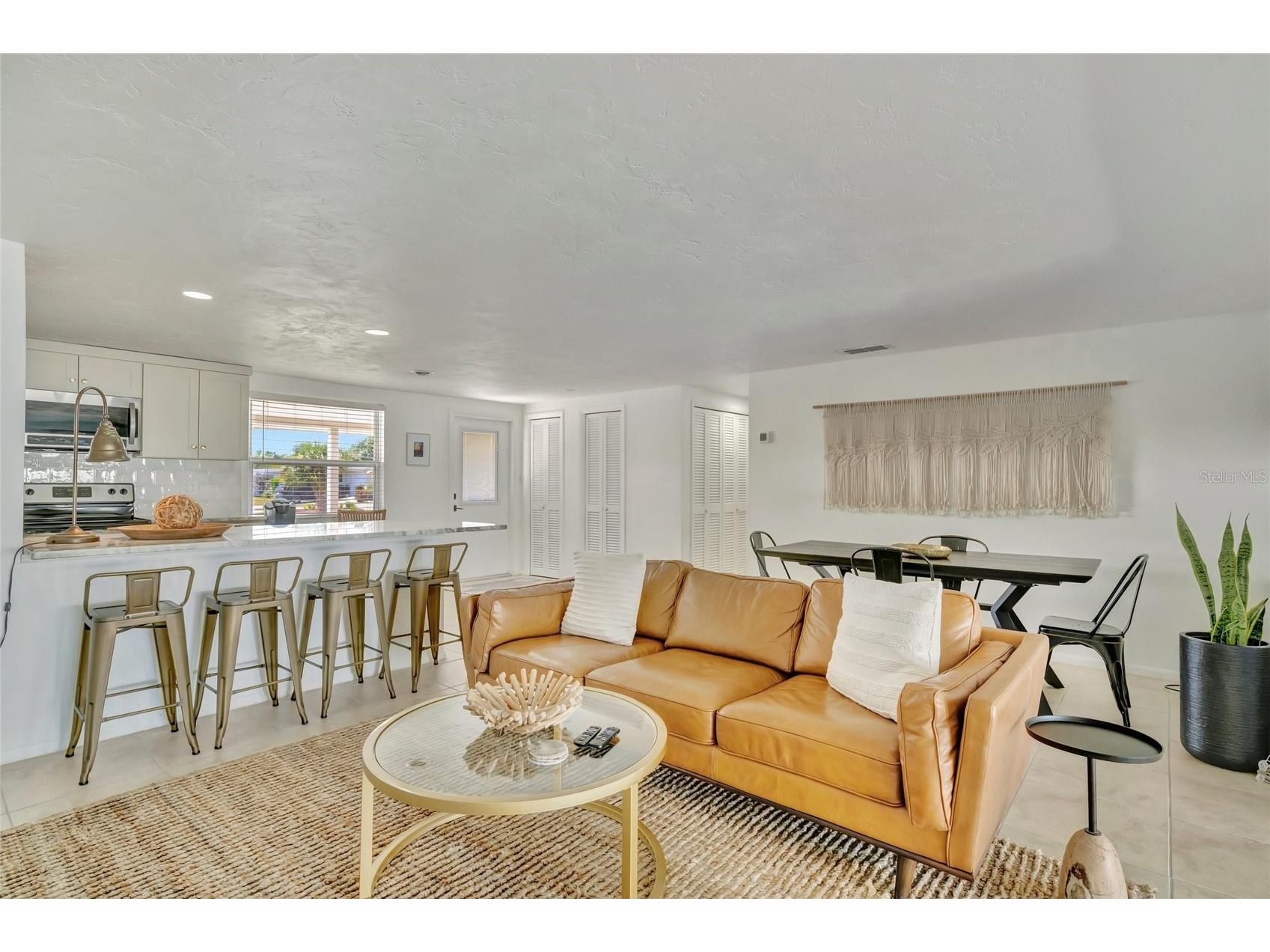 6426 Colonial Drive Sarasota FL 34231 A4681958 image13