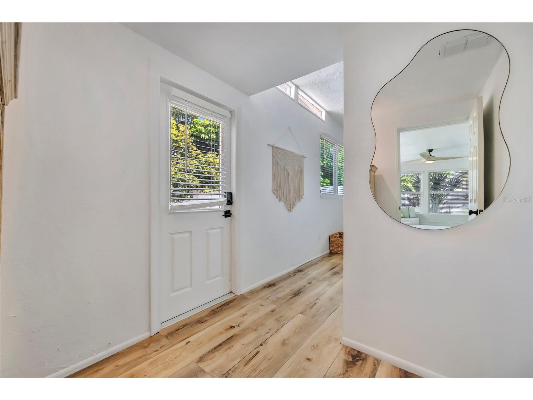 6426 Colonial Drive Sarasota FL 34231 A4681958 image22