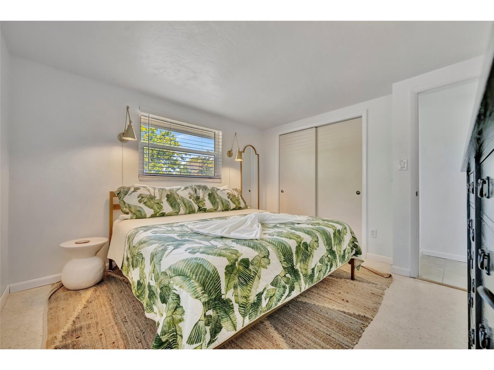 6426 Colonial Drive Sarasota FL 34231 A4681958 image26