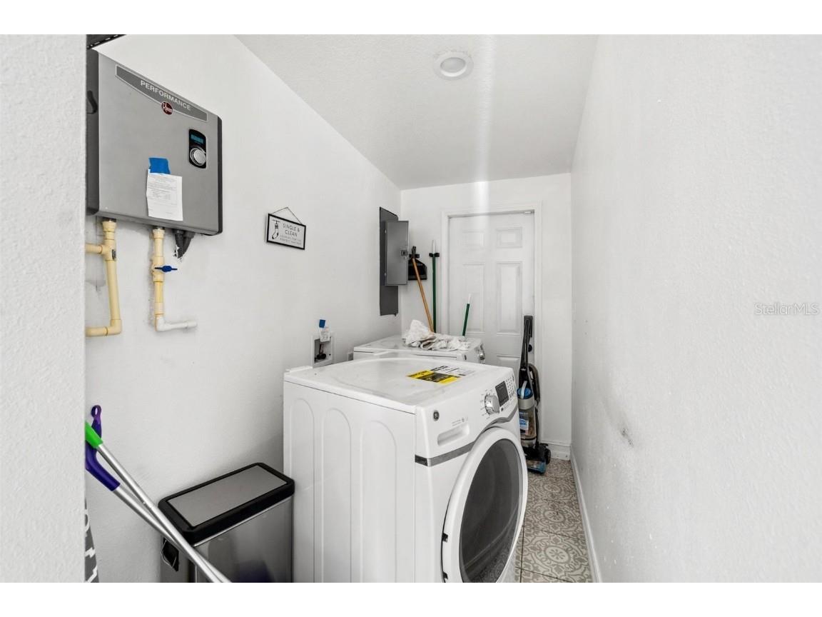 6426 S Himes Avenue Tampa FL 33611 TB8394670 image15