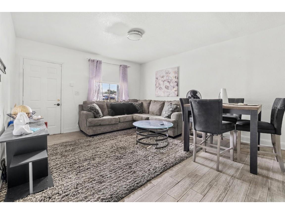 6426 S Himes Avenue Tampa FL 33611 TB8394670 image3