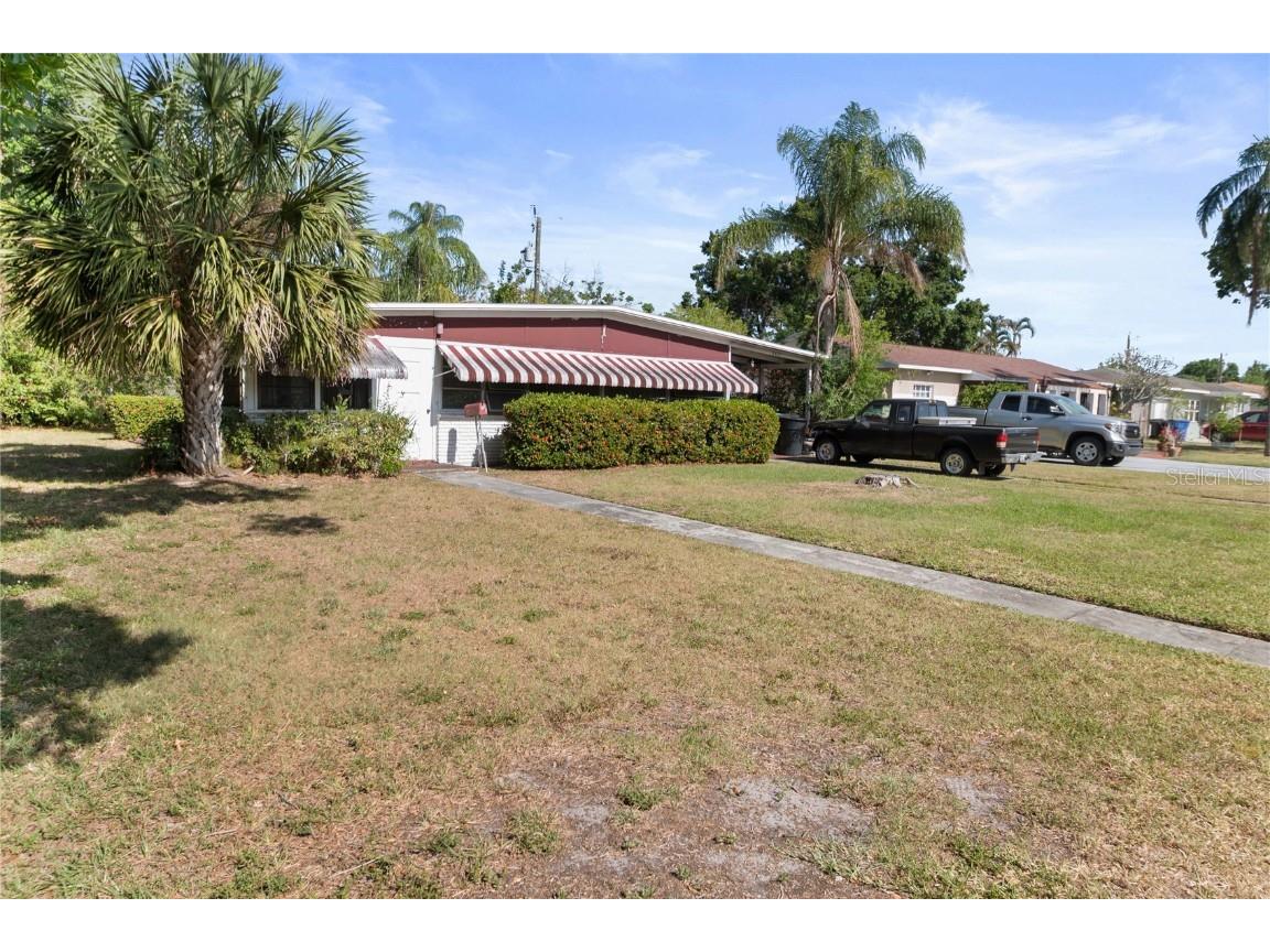 6427 15th Street N Saint Petersburg FL 33702 TB8381536 image1