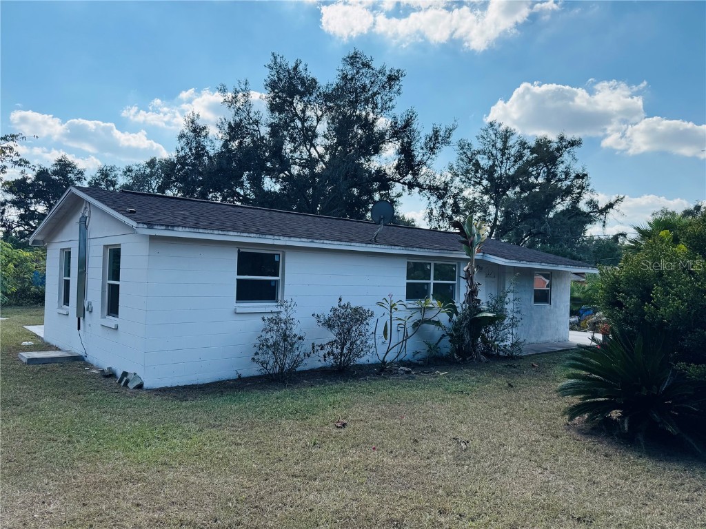 6427 A L Campbell Lane Seffner FL 33584 TB8454101 image1