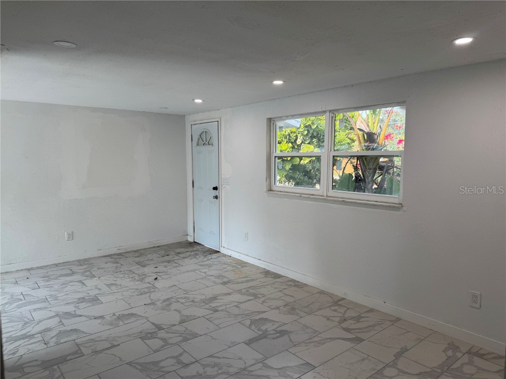 6427 A L Campbell Lane Seffner FL 33584 TB8454101 image11