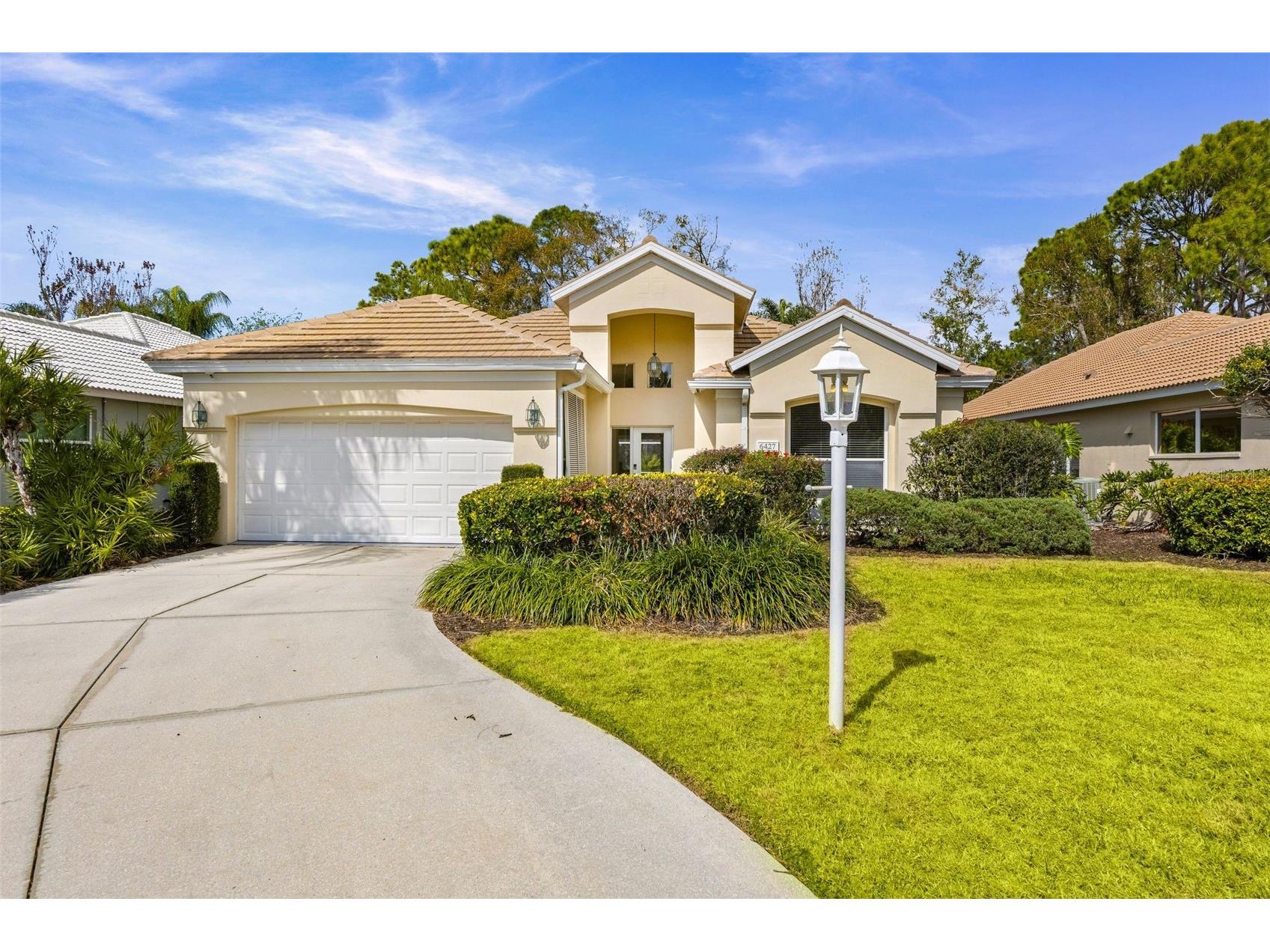 6427 Berkshire Place University Park FL 34201 A4681923 image1