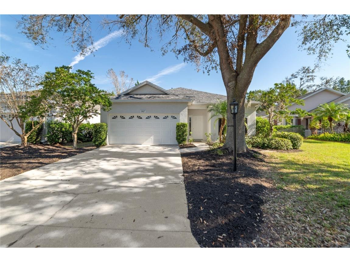 6427 Golden Leaf Court Lakewood Ranch FL 34202 A4627346 image1