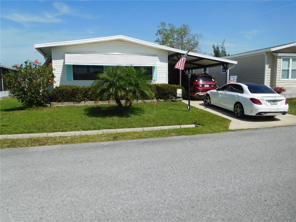 6427 Jacaranda Avenue NE Winter Haven FL 33881 P4929637 image1