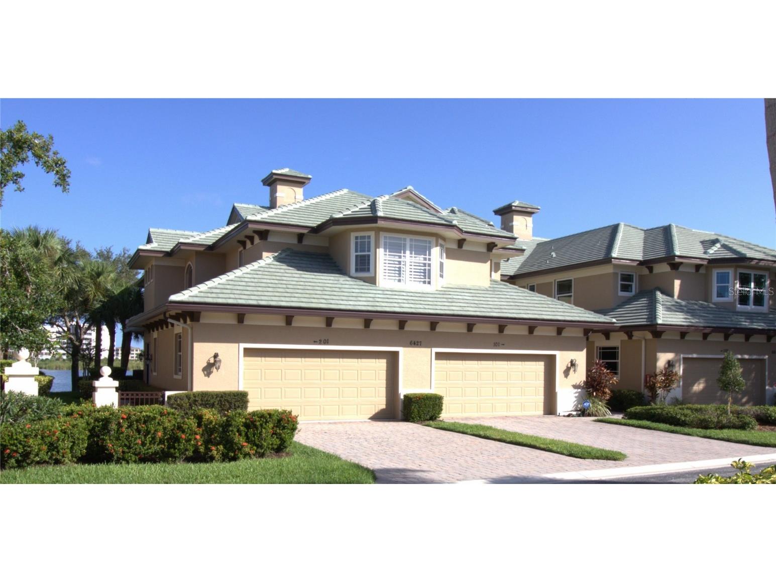 6427 Moorings Point Circle #101 Lakewood Ranch FL 34202 - LAKE UHLEIN A4581140 image1