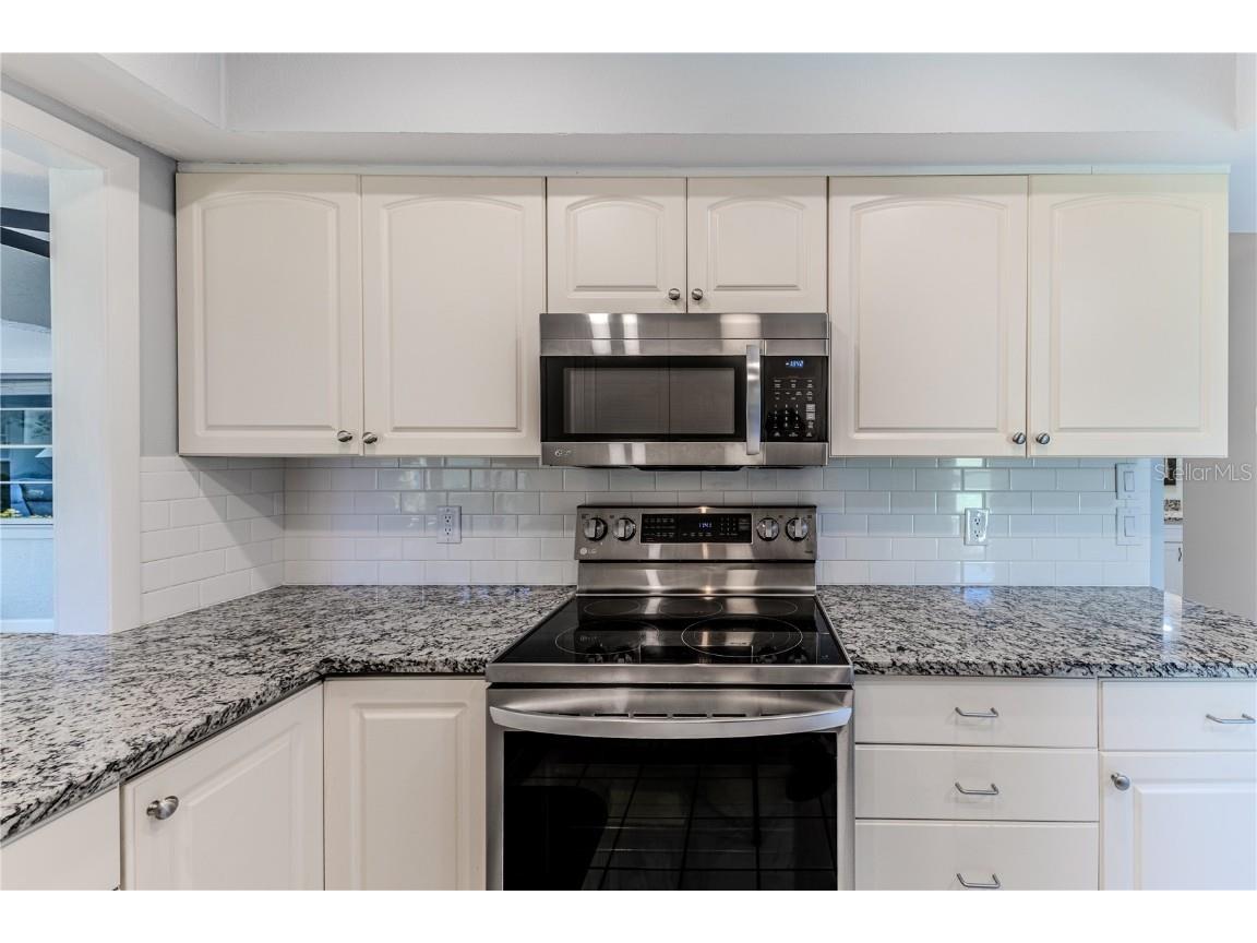 6428 Plantation Road Spring Hill FL 34606 W7878969 image23