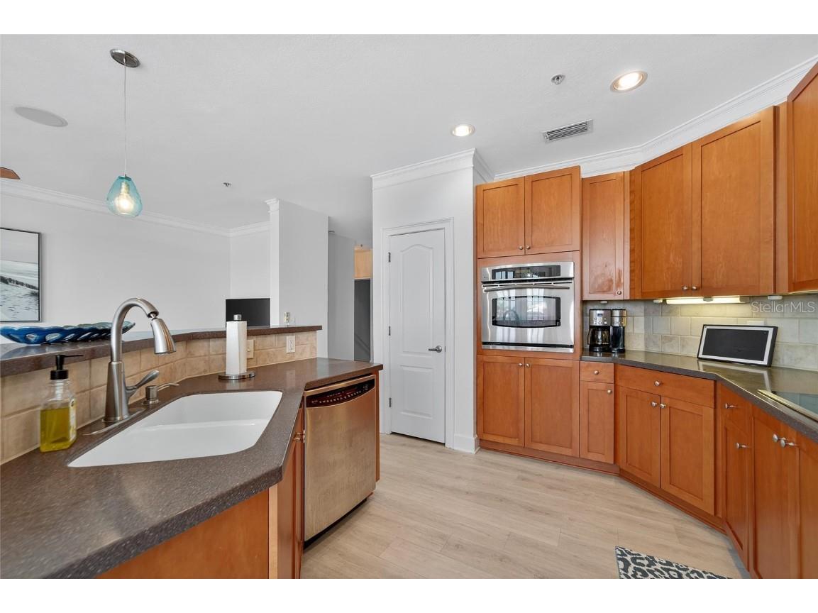 6428 Sunset Bay Circle Apollo Beach FL 33572 - LAKE SUNRISE CANAL TB8413269 image23