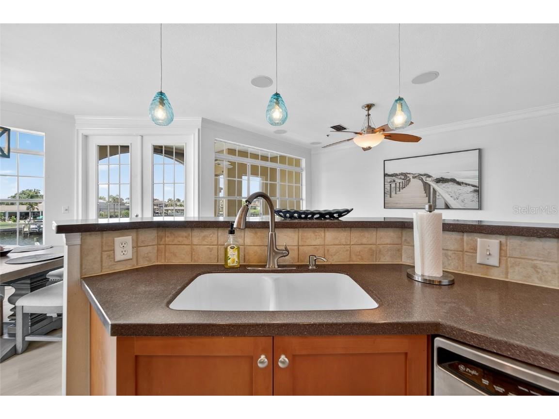 6428 Sunset Bay Circle Apollo Beach FL 33572 - LAKE SUNRISE CANAL TB8413269 image26