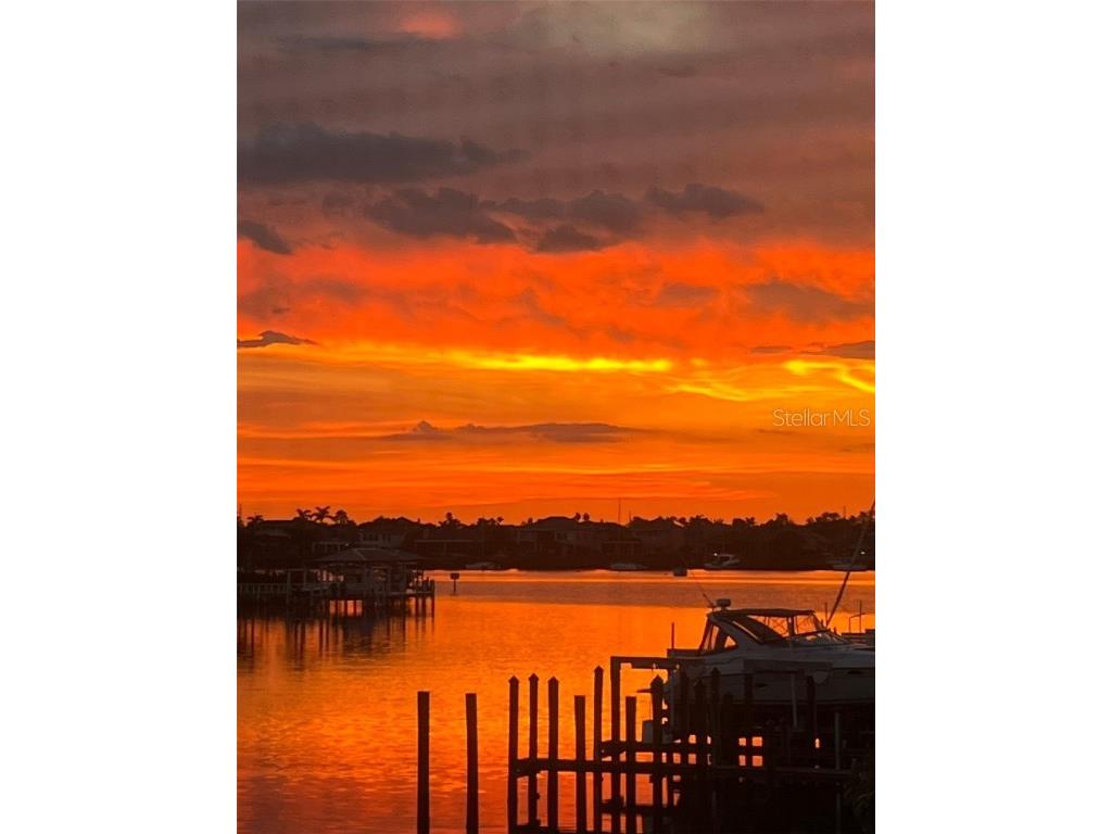 6428 Sunset Bay Circle Apollo Beach FL 33572 - LAKE SUNRISE CANAL TB8413269 image4